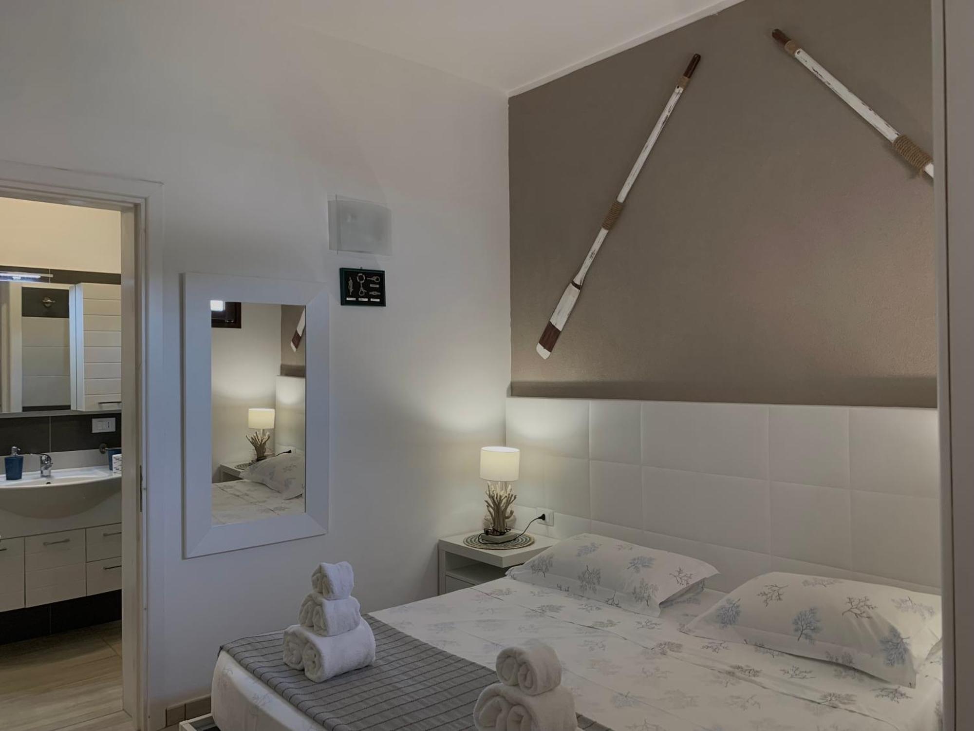 Aquarama Rooms & Apartments Torre Squillace エクステリア 写真