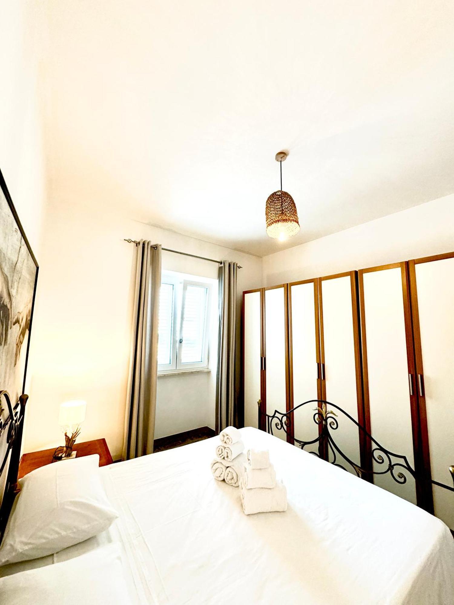 Aquarama Rooms & Apartments Torre Squillace エクステリア 写真